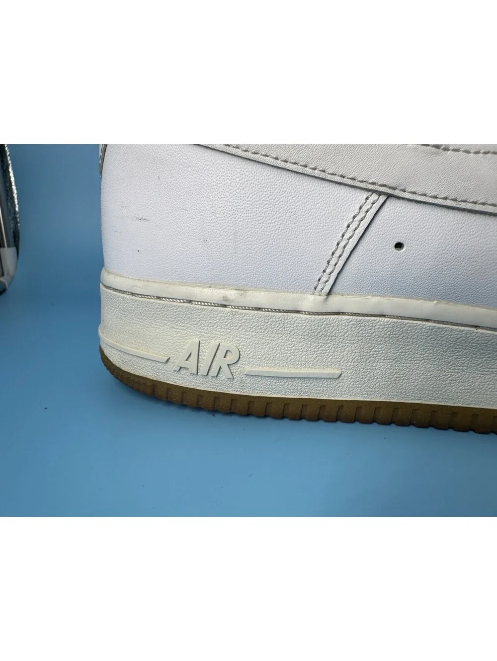 Nike Air Force 1 07 LV8 FB8971-100 White Reflective Swoosh Men Size 13 Gum Sole